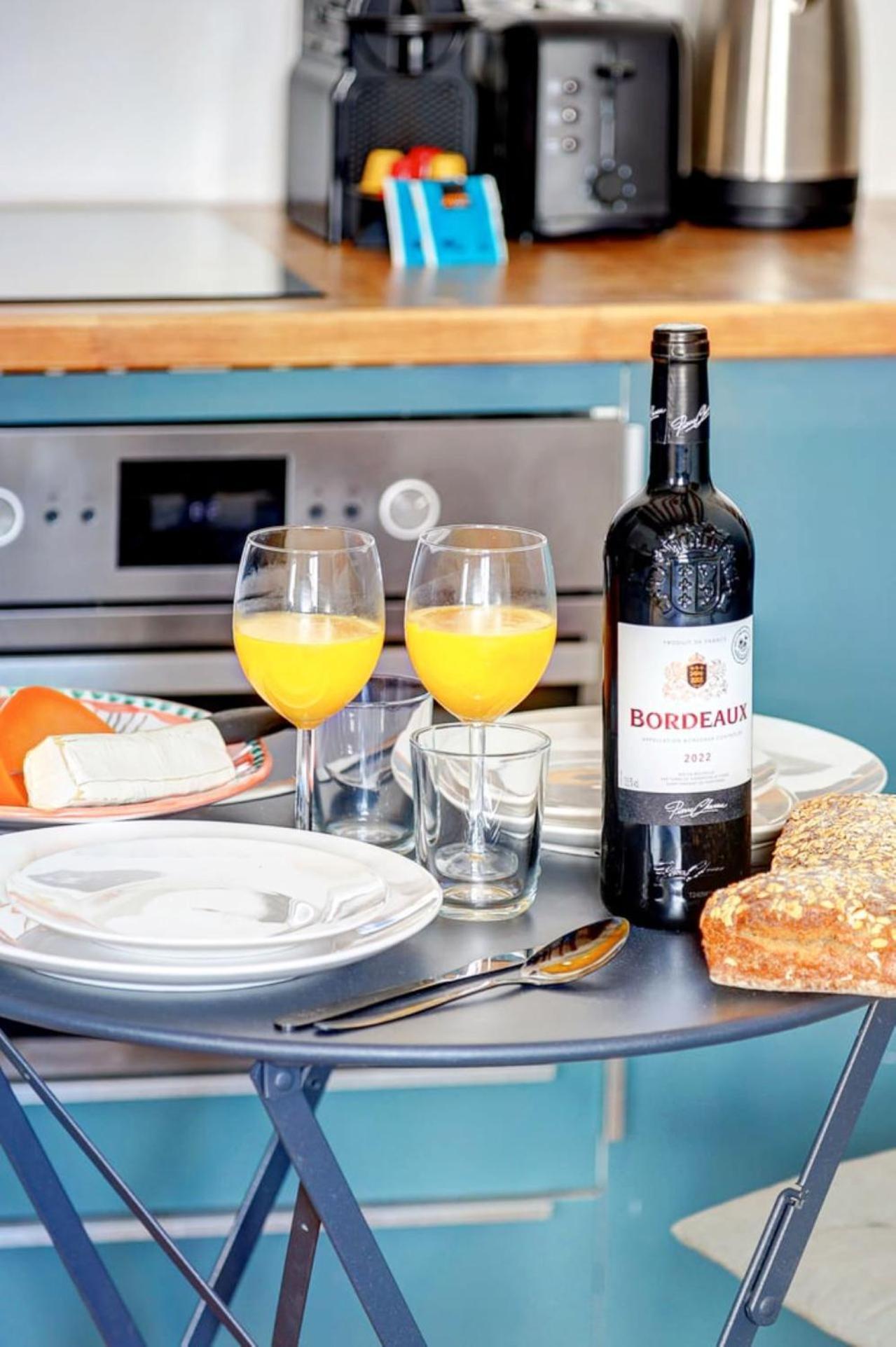 Bluestay 283 - Superbe Appartement Dans Le Marais Paris Eksteriør bilde